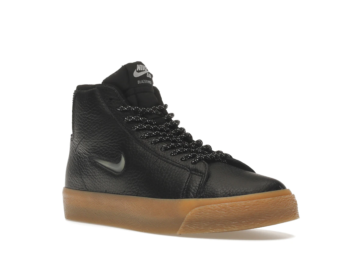 Vue 6 de Nike Zoom Blazer Mid Premium SB Black Gum Jewel