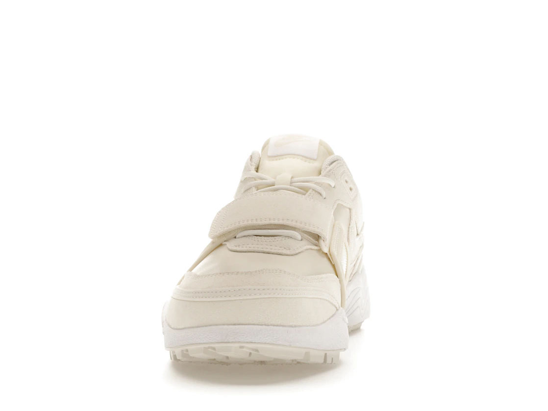Vue 11 de Nike Zoom Field Jaxx SP Travis Scott Sail