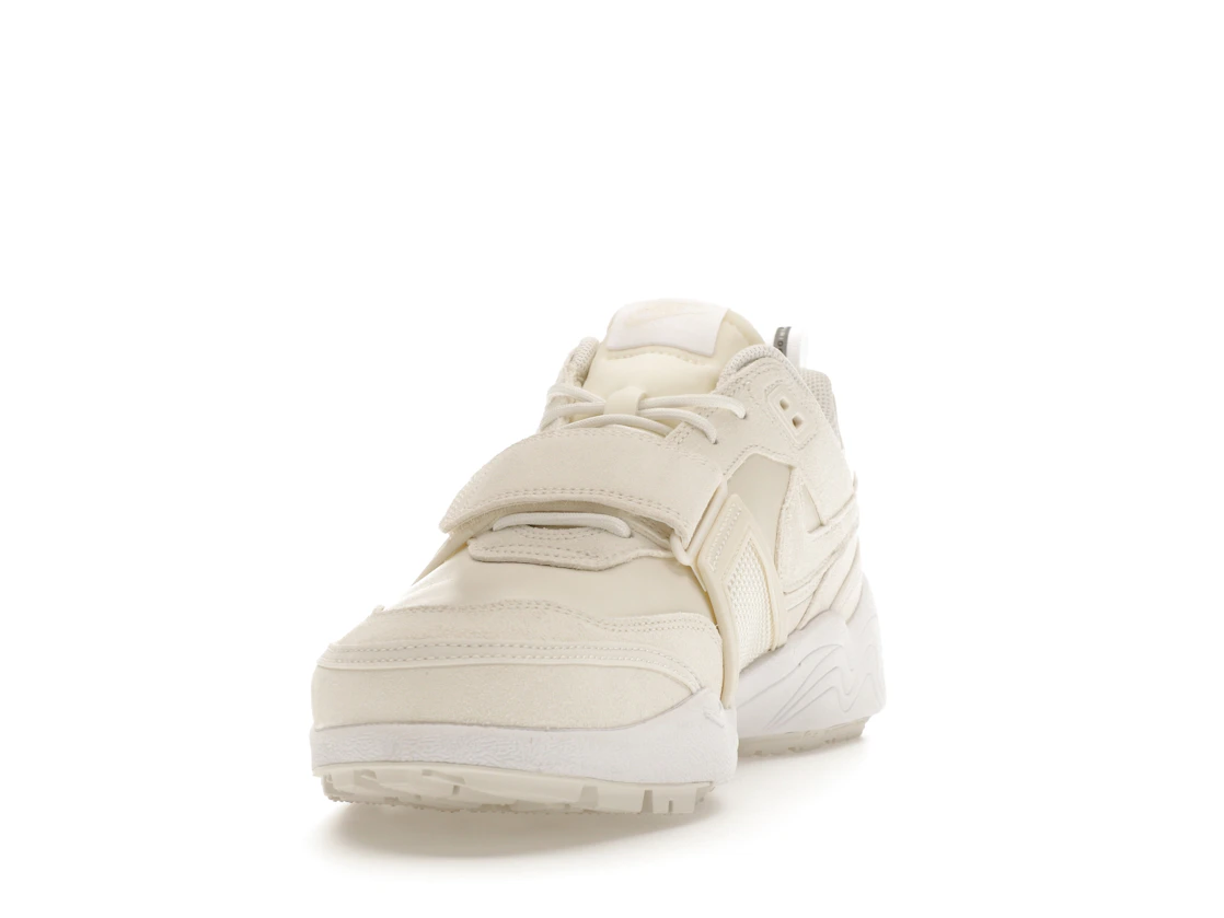 Vue 12 de Nike Zoom Field Jaxx SP Travis Scott Sail