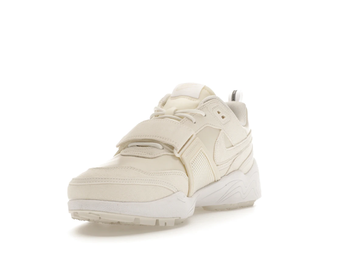 Vue 13 de Nike Zoom Field Jaxx SP Travis Scott Sail
