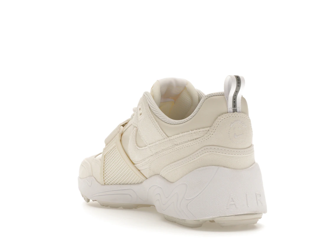 Vue 25 de Nike Zoom Field Jaxx SP Travis Scott Sail