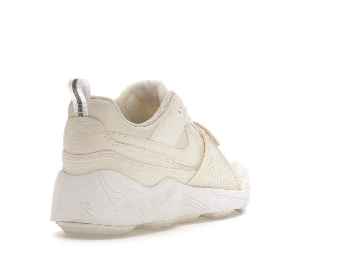 Vue 31 de Nike Zoom Field Jaxx SP Travis Scott Sail