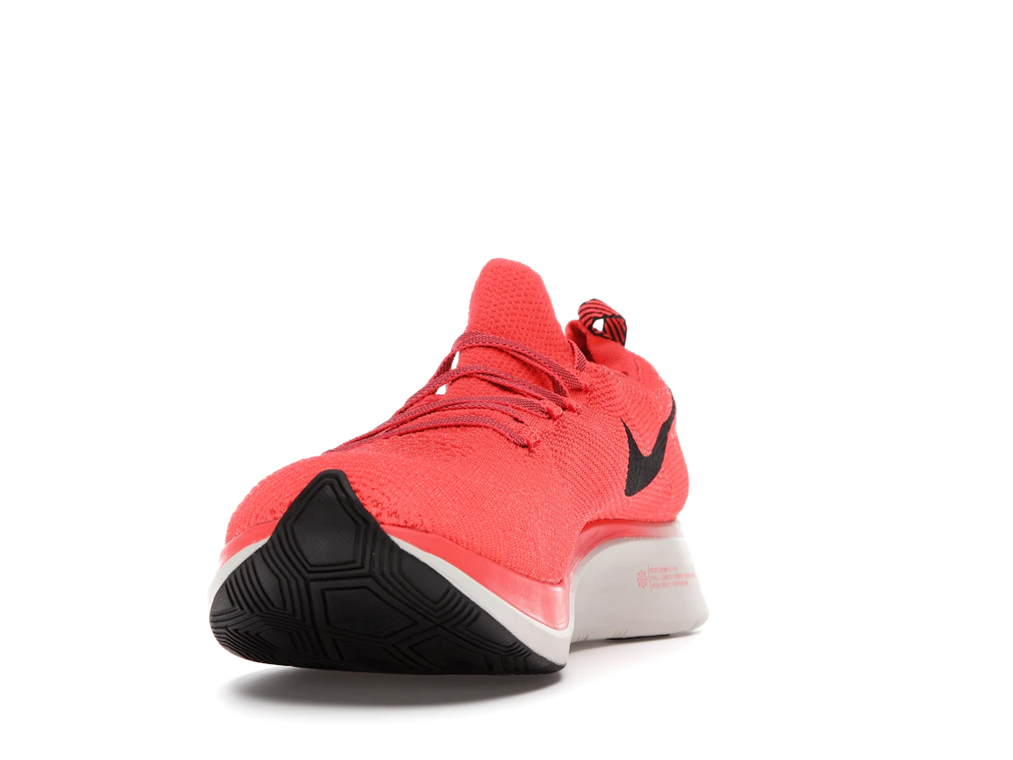 Vue 12 de Nike Zoom Fly Flyknit Bright Crimson