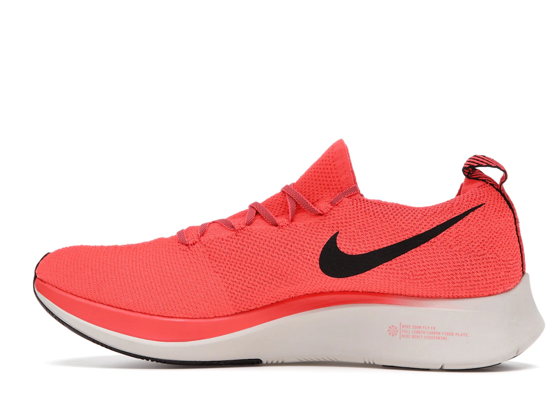 Vue 20 de Nike Zoom Fly Flyknit Bright Crimson
