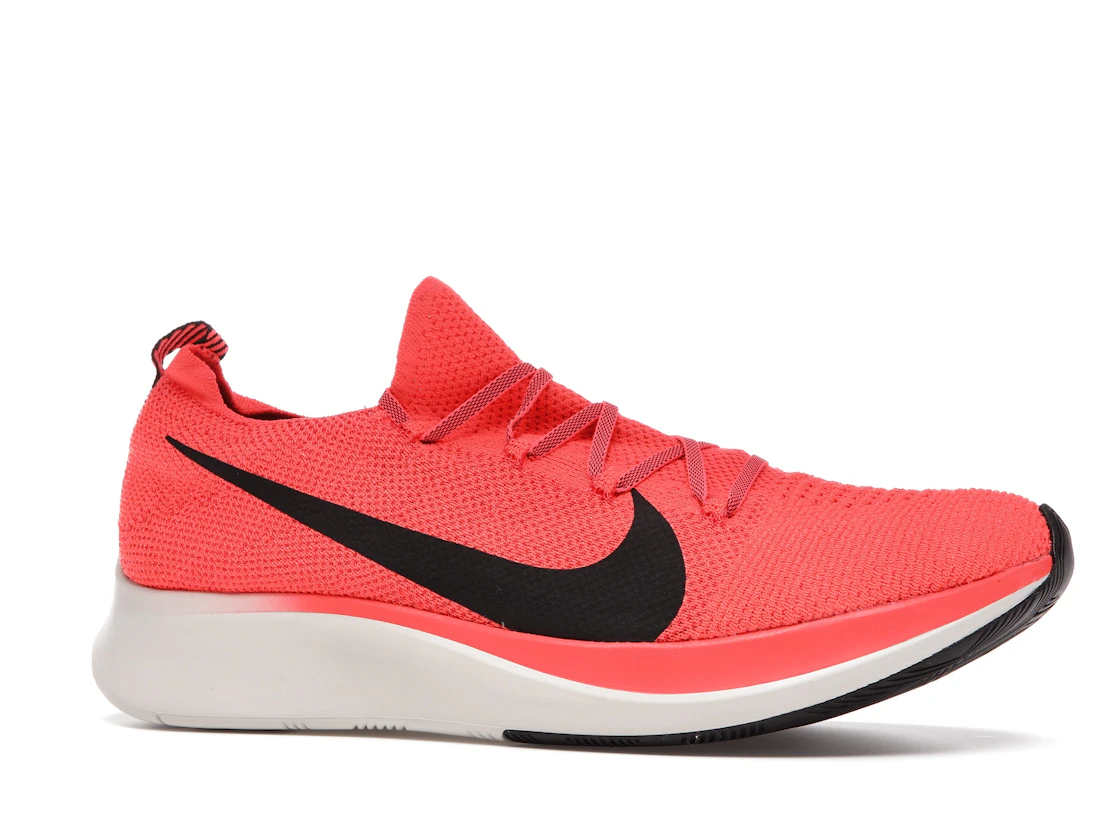 Vue 3 de Nike Zoom Fly Flyknit Bright Crimson