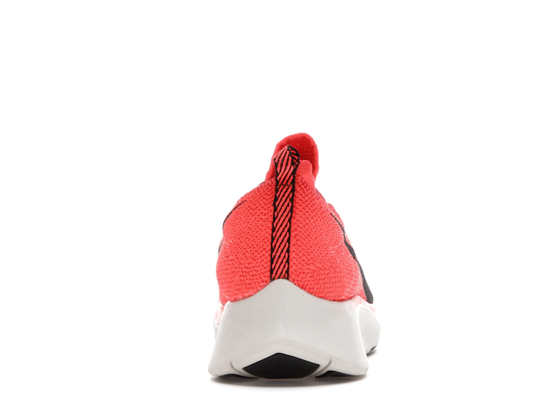 Vue 28 de Nike Zoom Fly Flyknit Bright Crimson
