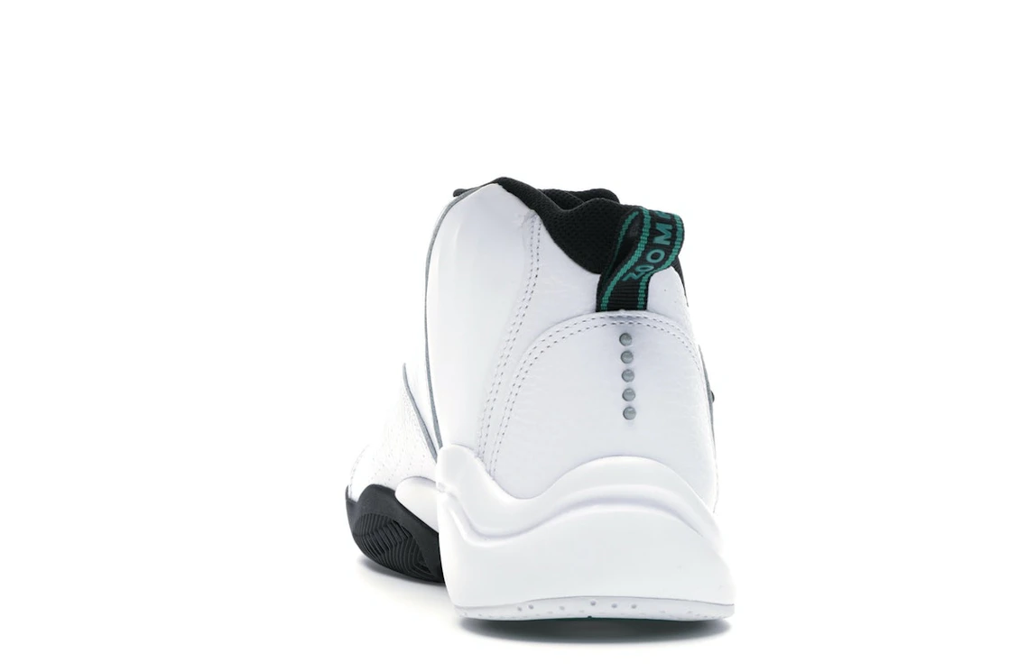 Vue 27 de Nike Zoom GP White Black