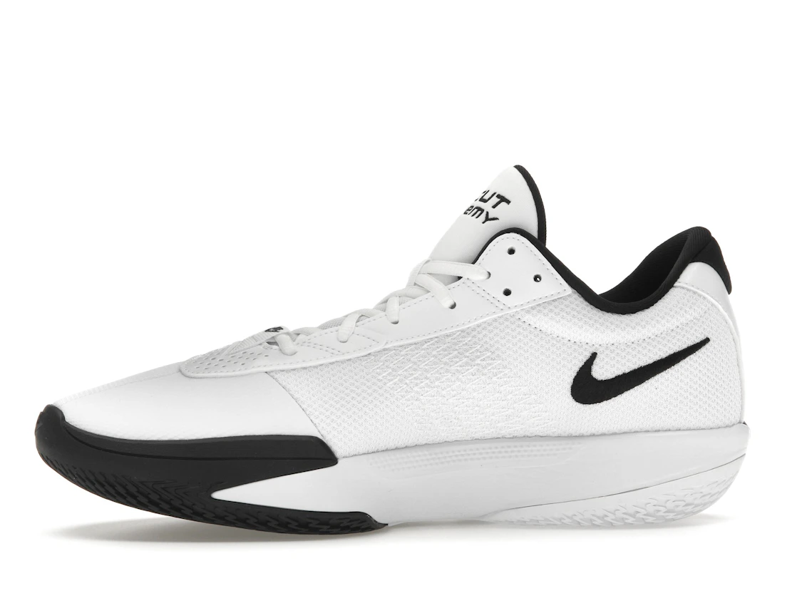 Vue 18 de Nike Zoom GT Cut Academy White Black
