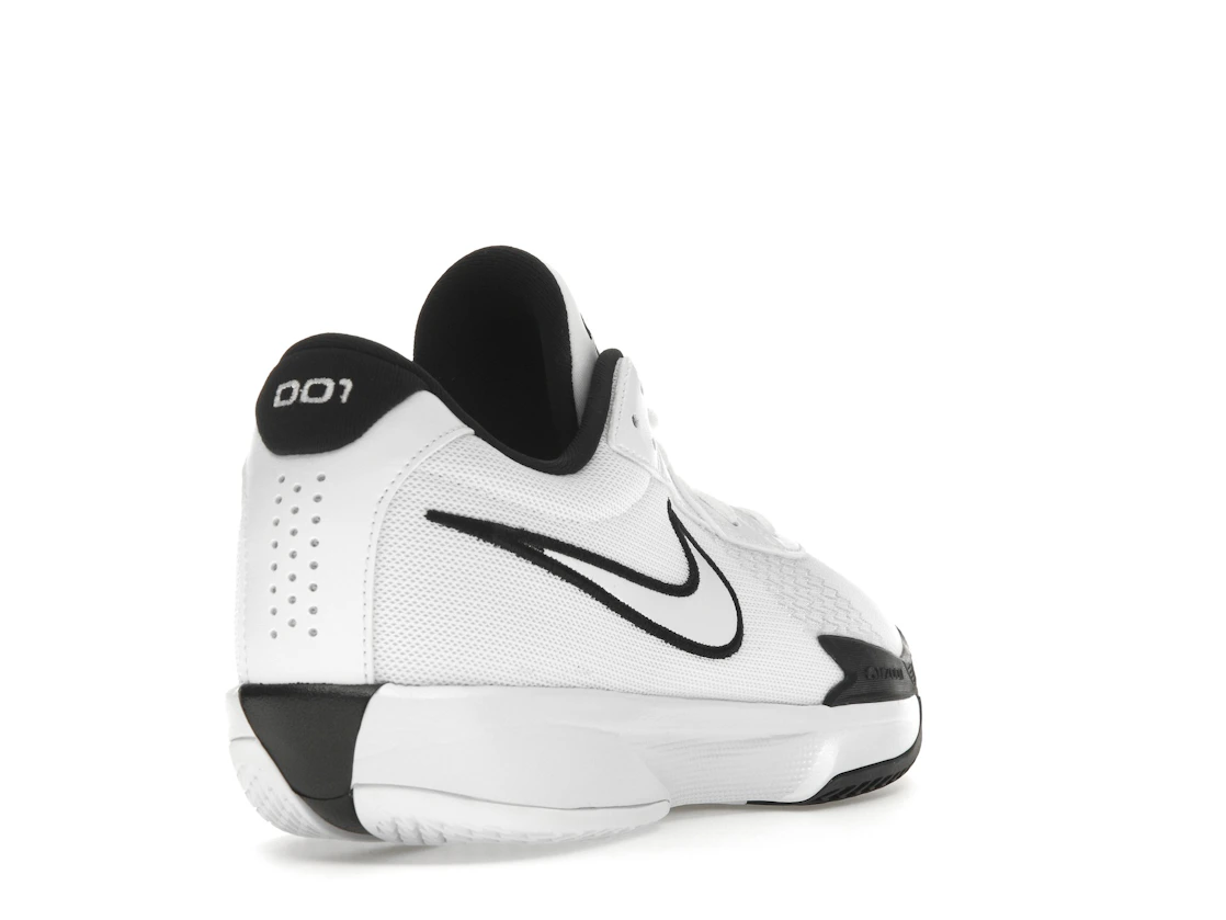 Vue 31 de Nike Zoom GT Cut Academy White Black