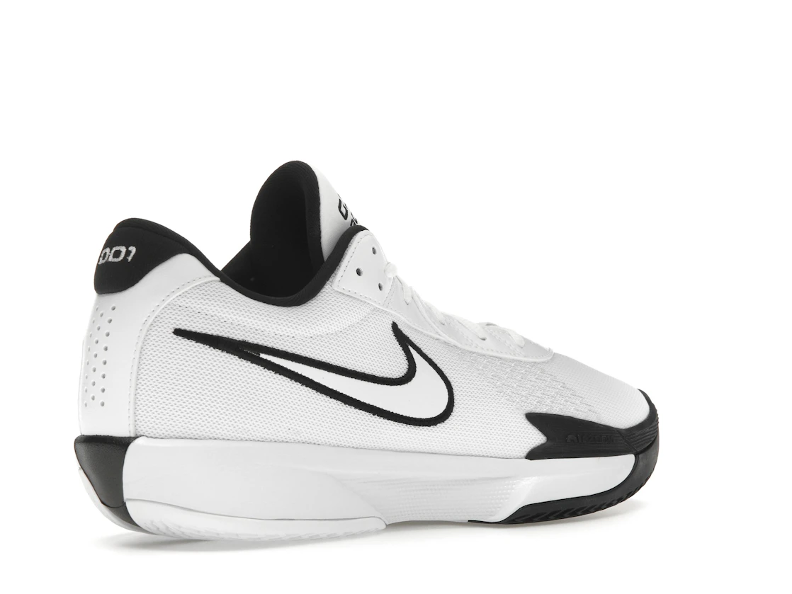 Vue 33 de Nike Zoom GT Cut Academy White Black