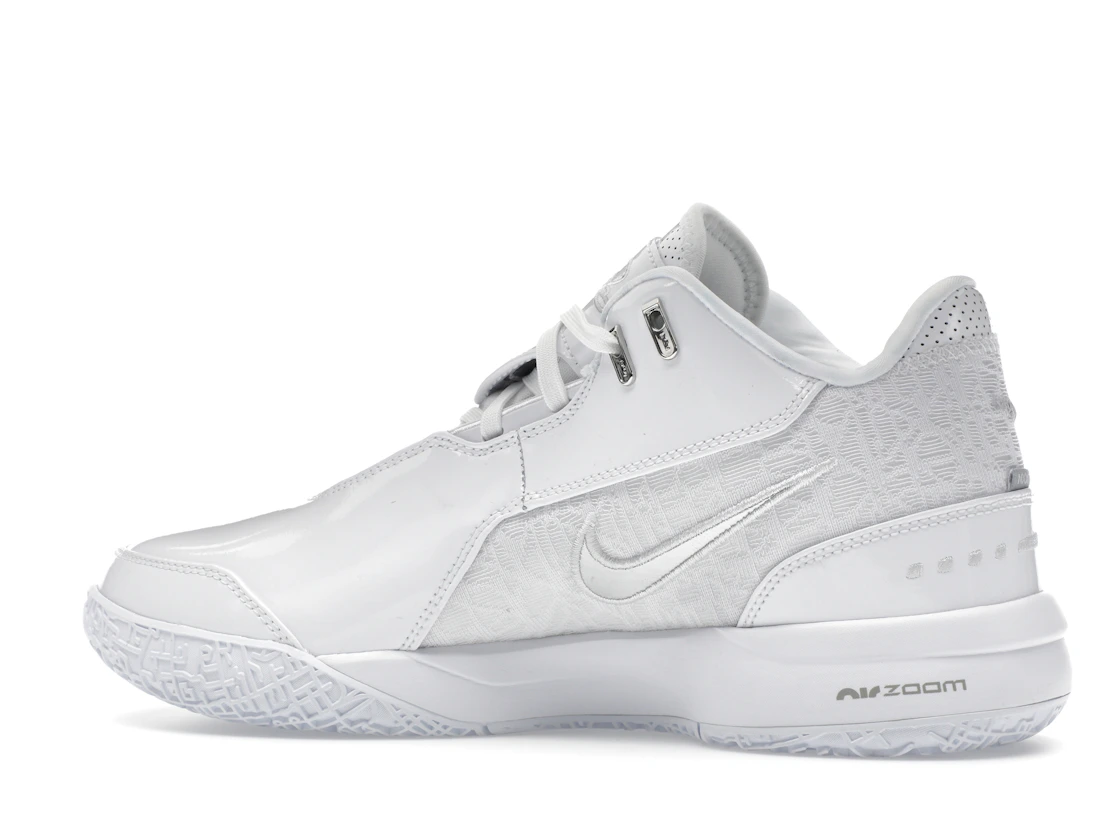 Vue 21 de Nike Zoom LeBron NXXT Gen AMPD White Silver