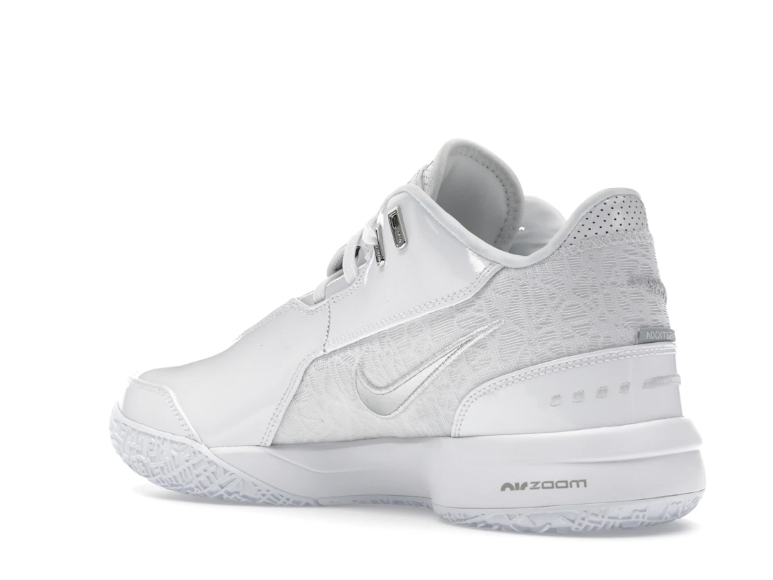 Vue 23 de Nike Zoom LeBron NXXT Gen AMPD White Silver