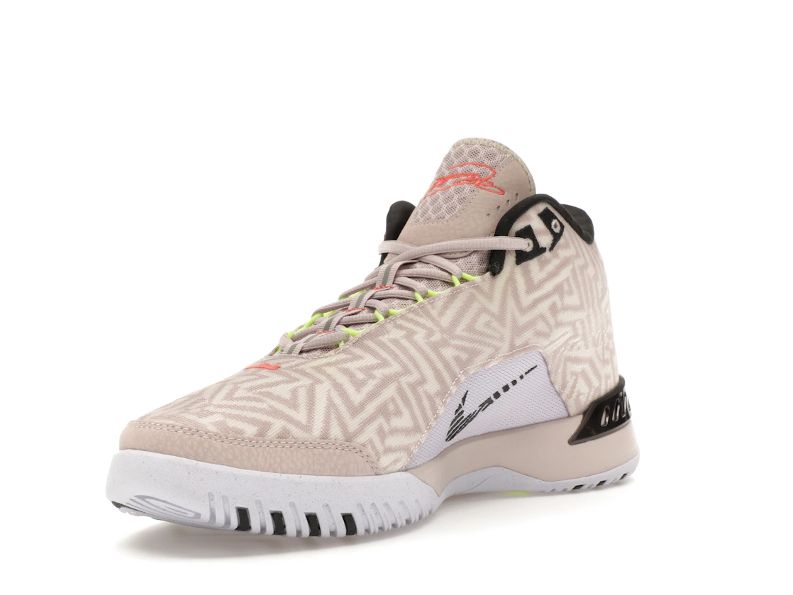 Vue 14 de Nike Zoom LeBron NXXT Genisus Platinum Violet