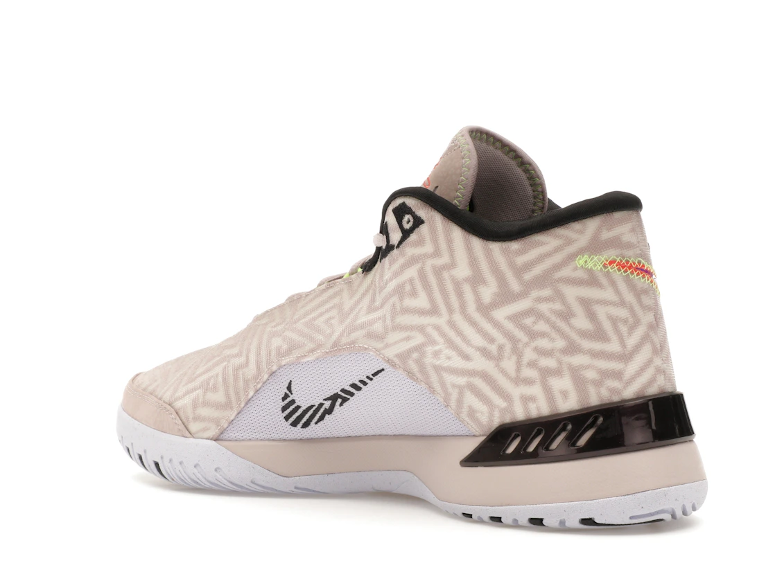 Vue 23 de Nike Zoom LeBron NXXT Genisus Platinum Violet