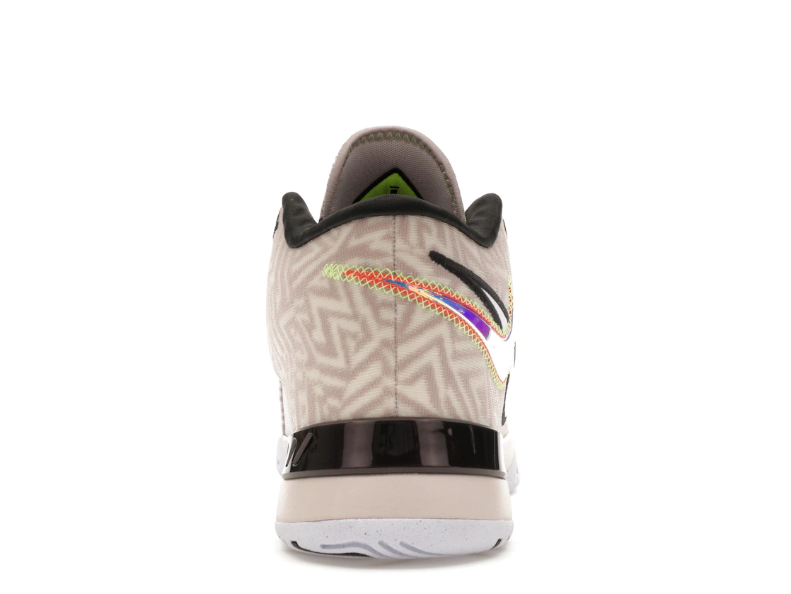 Vue 28 de Nike Zoom LeBron NXXT Genisus Platinum Violet