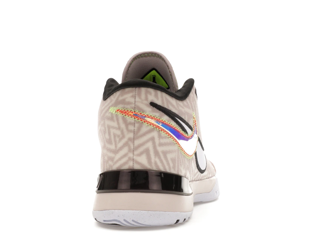 Vue 29 de Nike Zoom LeBron NXXT Genisus Platinum Violet