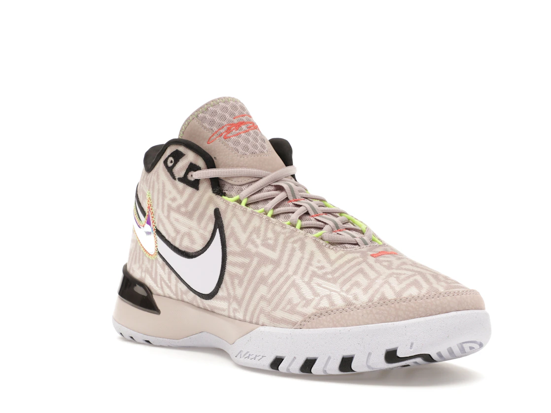 Vue 6 de Nike Zoom LeBron NXXT Genisus Platinum Violet