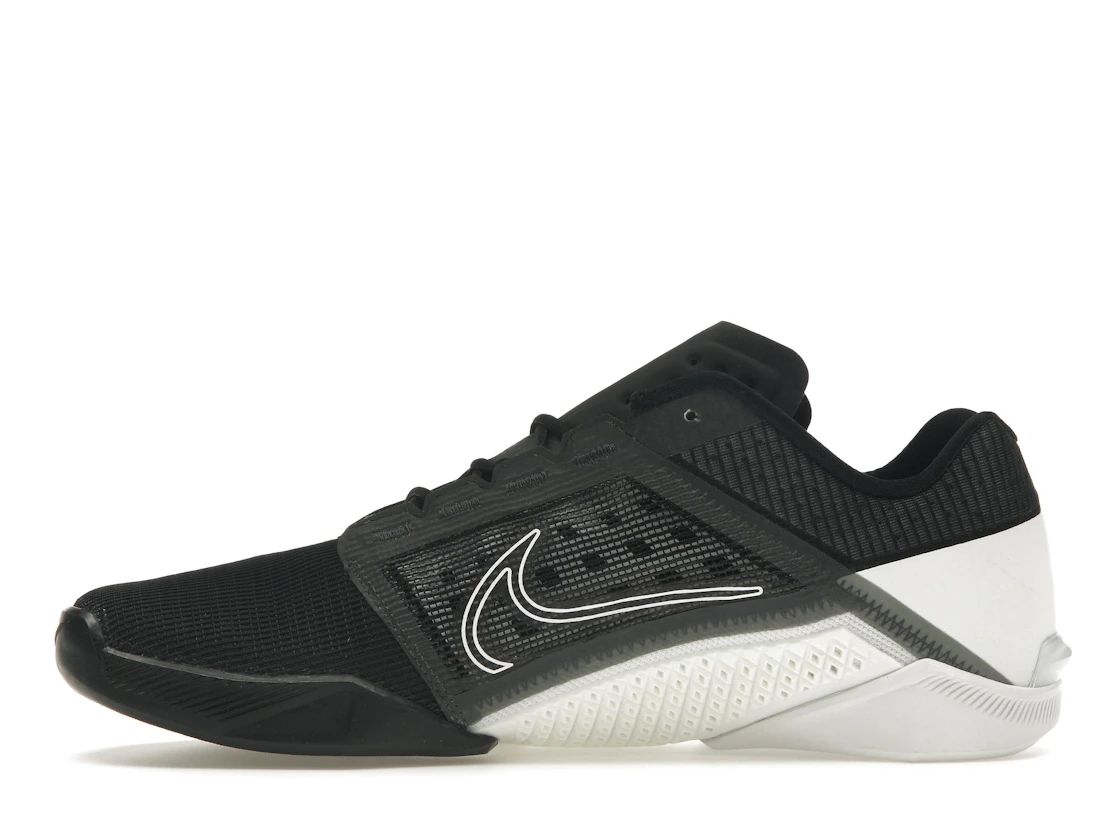 Vue 19 de Nike Zoom Metcon Turbo 2 Black Cool Grey