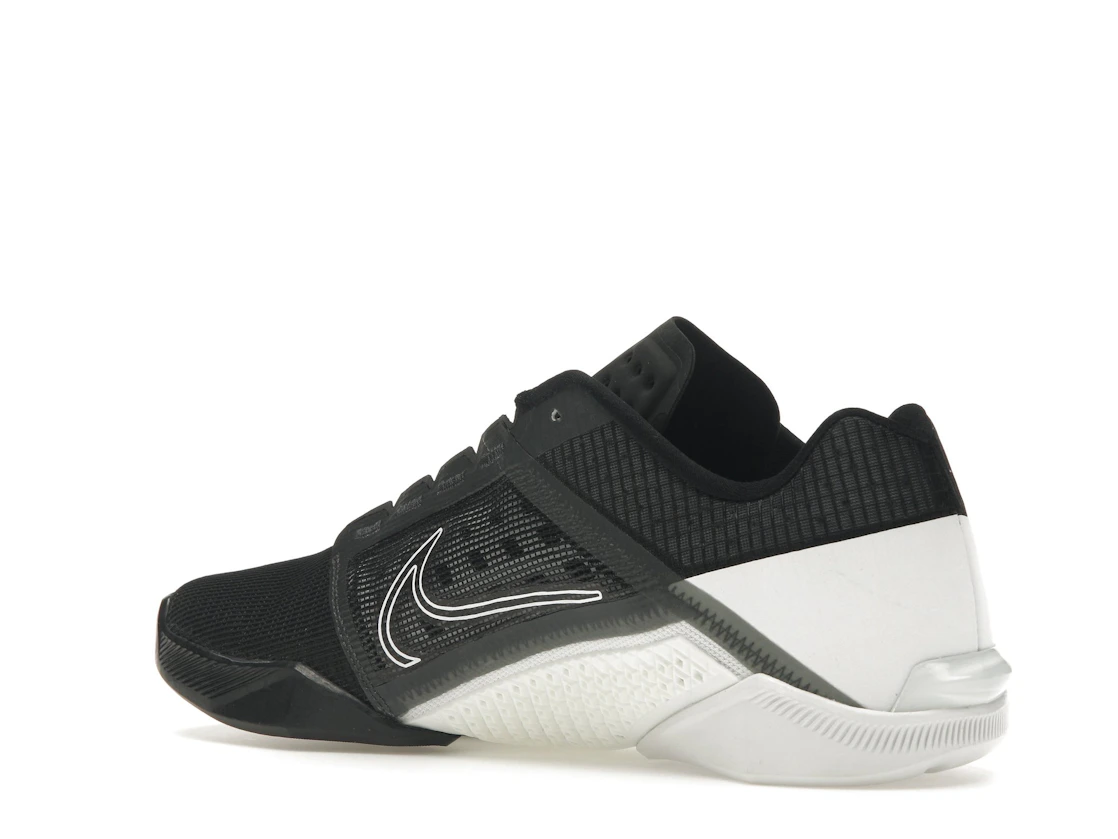 Vue 23 de Nike Zoom Metcon Turbo 2 Black Cool Grey