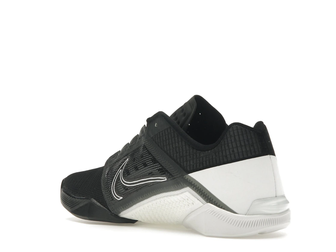 Vue 24 de Nike Zoom Metcon Turbo 2 Black Cool Grey