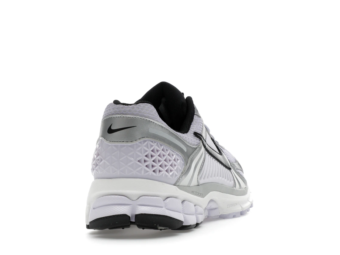 Vue 30 de Nike Zoom Vomero 5 Barely Grape Photon Dust Summit White Metallic Silver 