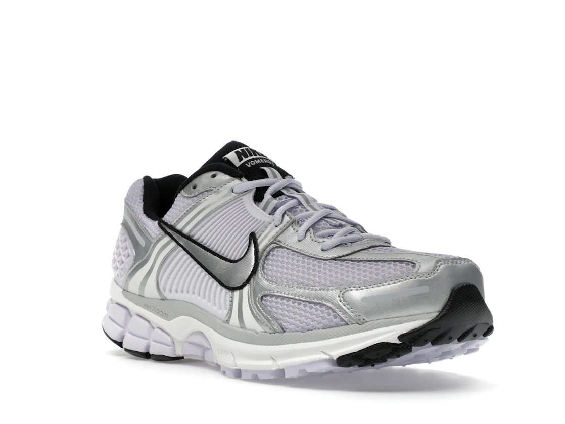 Vue 6 de Nike Zoom Vomero 5 Barely Grape Photon Dust Summit White Metallic Silver 