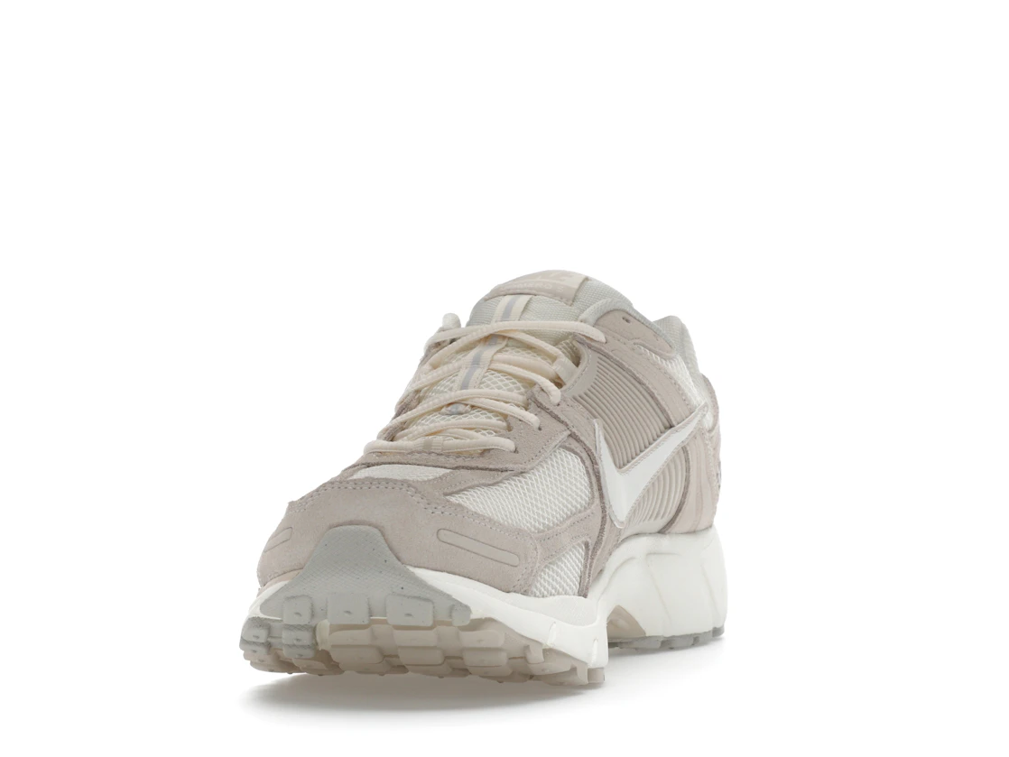 Vue 12 de Nike Zoom Vomero 5 Light Orewood Brown