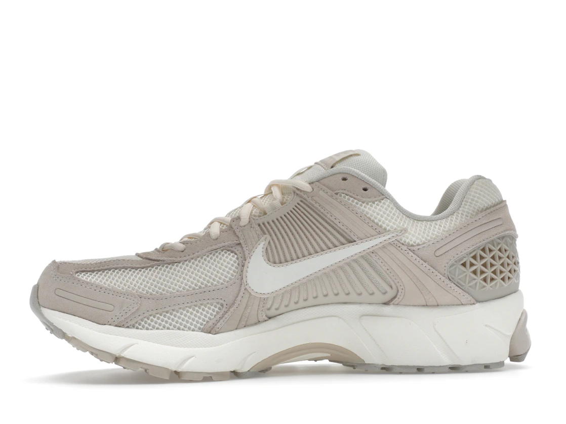 Vue 18 de Nike Zoom Vomero 5 Light Orewood Brown