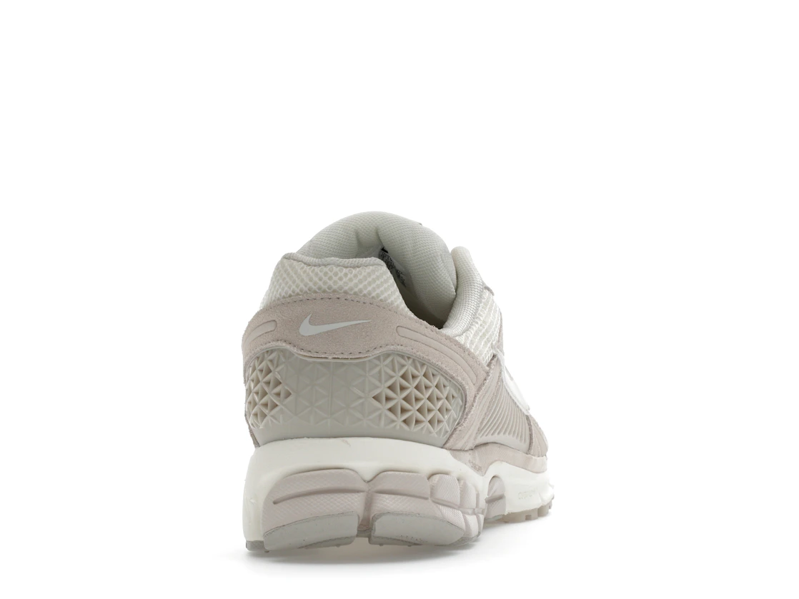 Vue 29 de Nike Zoom Vomero 5 Light Orewood Brown