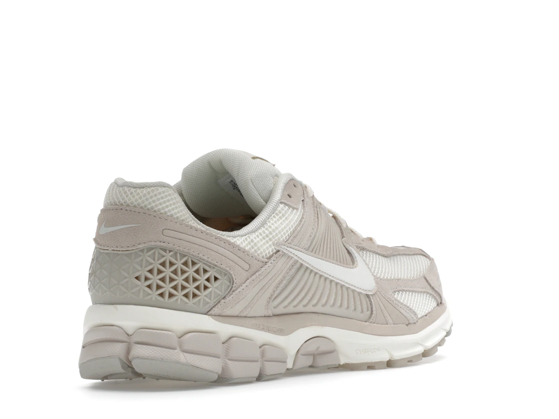 Vue 32 de Nike Zoom Vomero 5 Light Orewood Brown