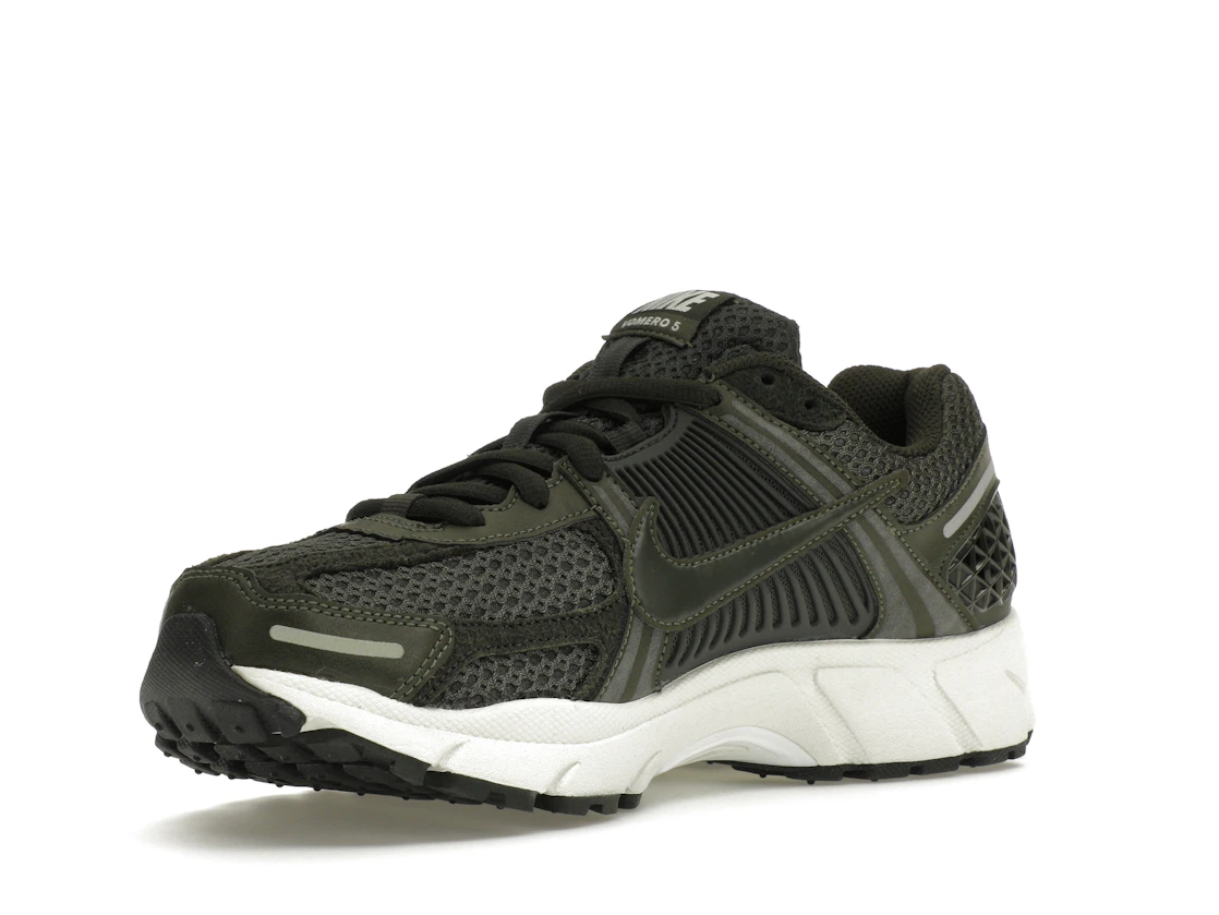 Vue 15 de Nike Zoom Vomero 5 Sequoia 