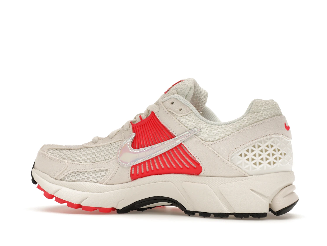 Vue 21 de Nike Zoom Vomero 5 Siren Red 