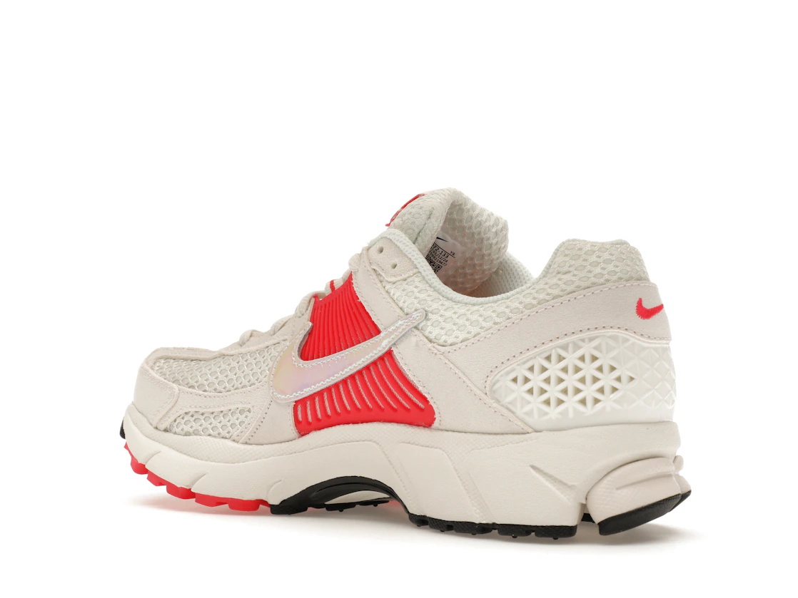 Vue 23 de Nike Zoom Vomero 5 Siren Red 