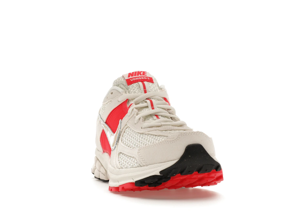 Vue 8 de Nike Zoom Vomero 5 Siren Red 