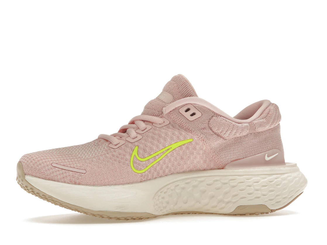 Vue 17 de Nike ZoomX Invincible Run Flyknit 2 Atmosphere Pink Oxford 