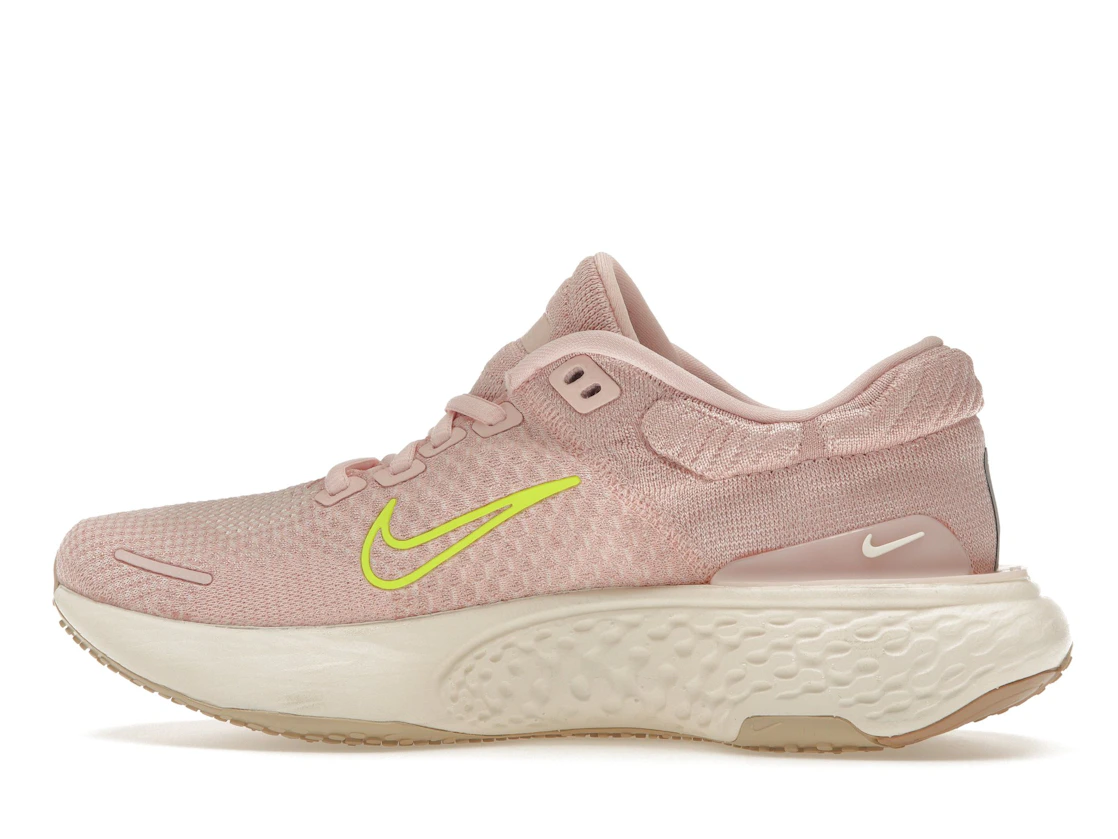 Vue 20 de Nike ZoomX Invincible Run Flyknit 2 Atmosphere Pink Oxford 