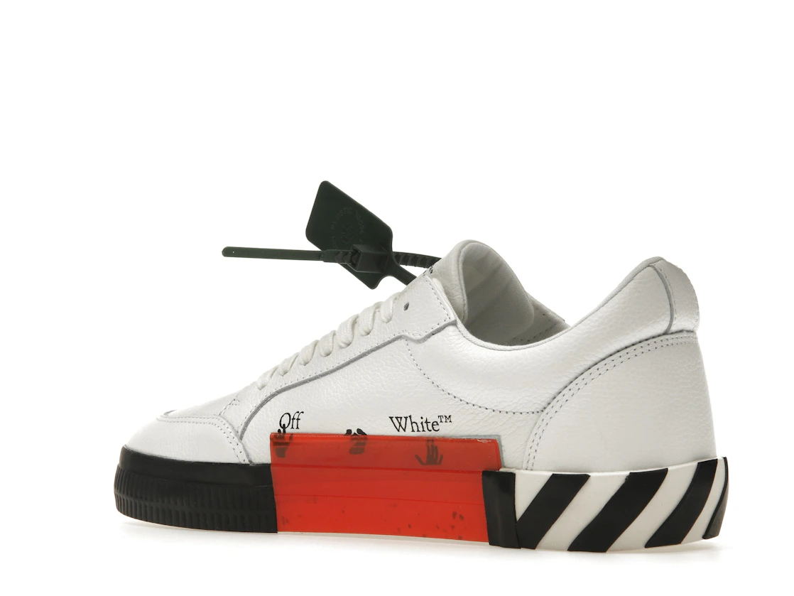Vue 23 de OFF-WHITE Vulc Low Leather White Black SS22