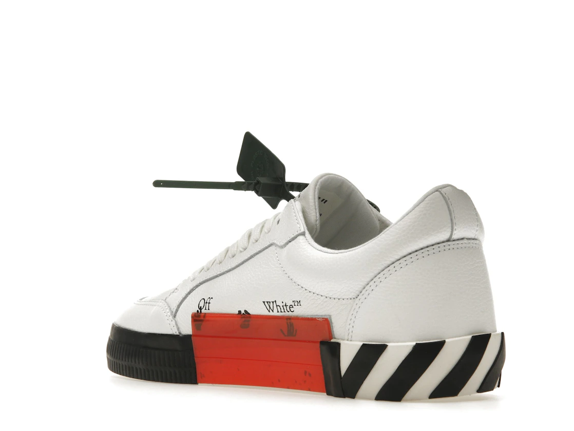 Vue 24 de OFF-WHITE Vulc Low Leather White Black SS22