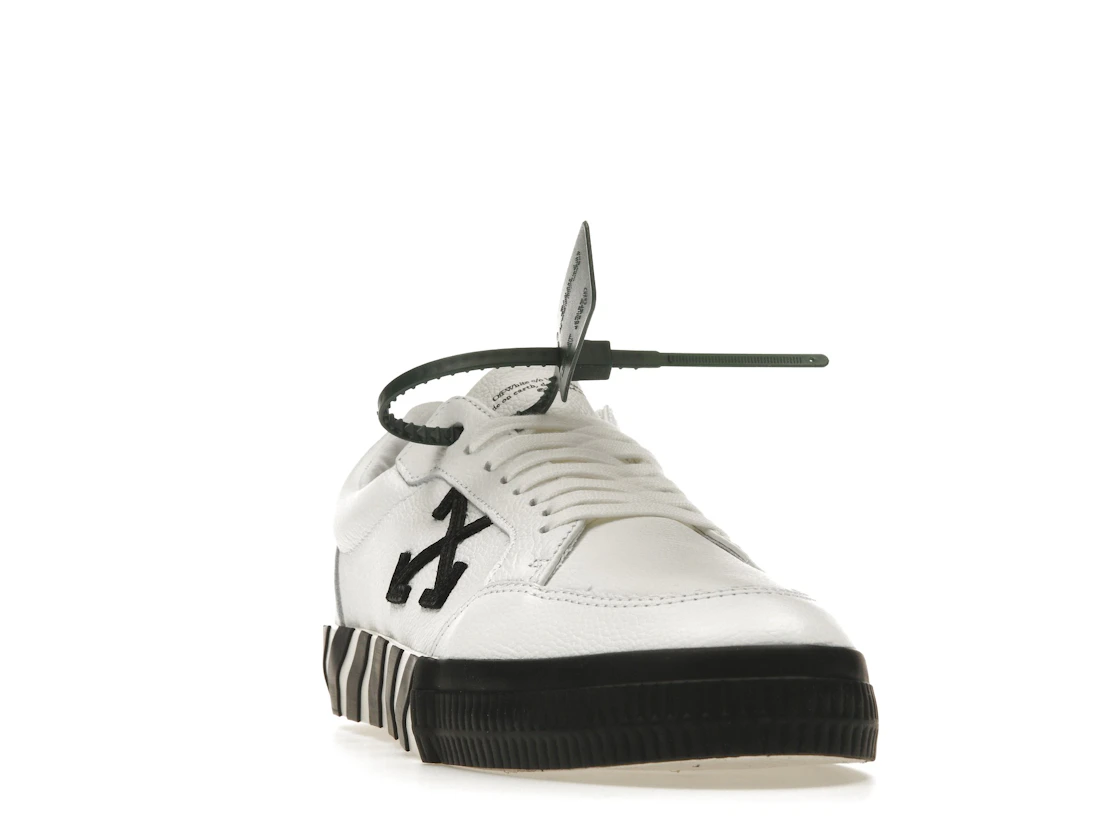 Vue 8 de OFF-WHITE Vulc Low Leather White Black SS22