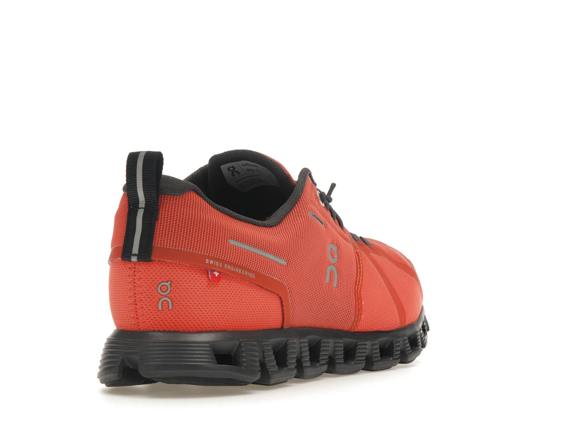 Vue 31 de On Running Cloud 5 Waterproof Flame