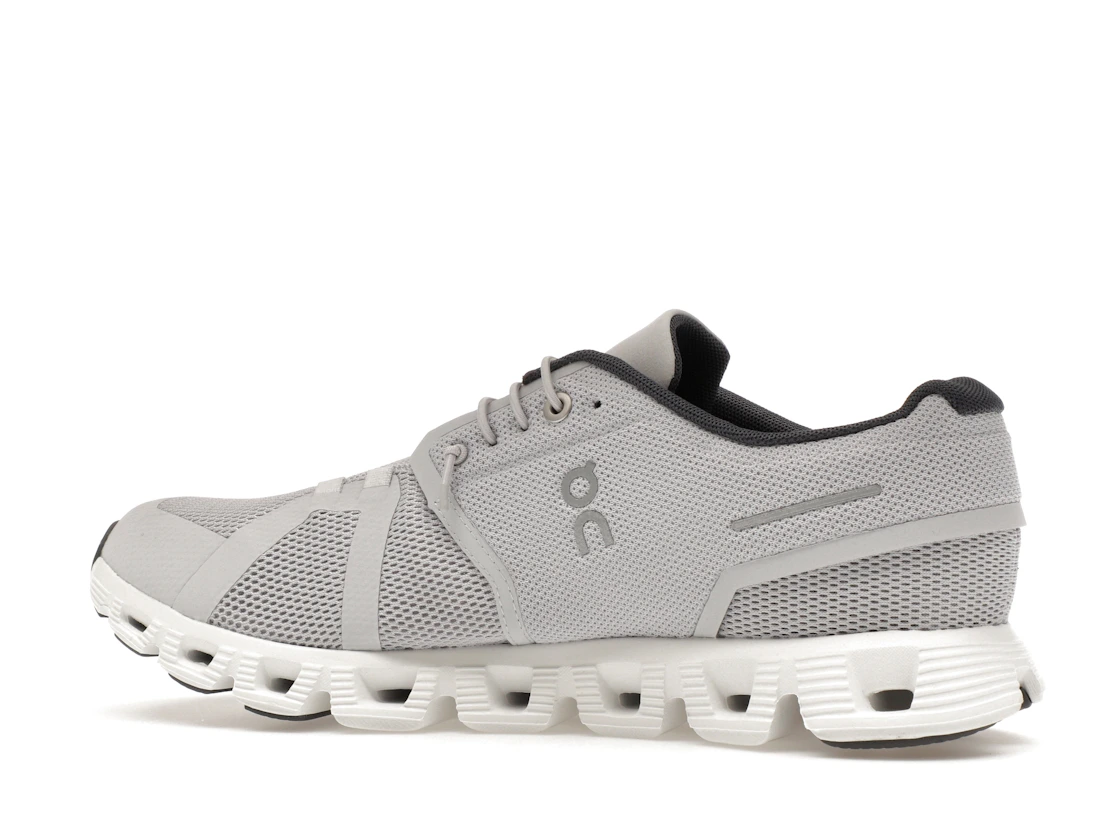 Vue 21 de On Running Cloud 5 Glacier Grey White