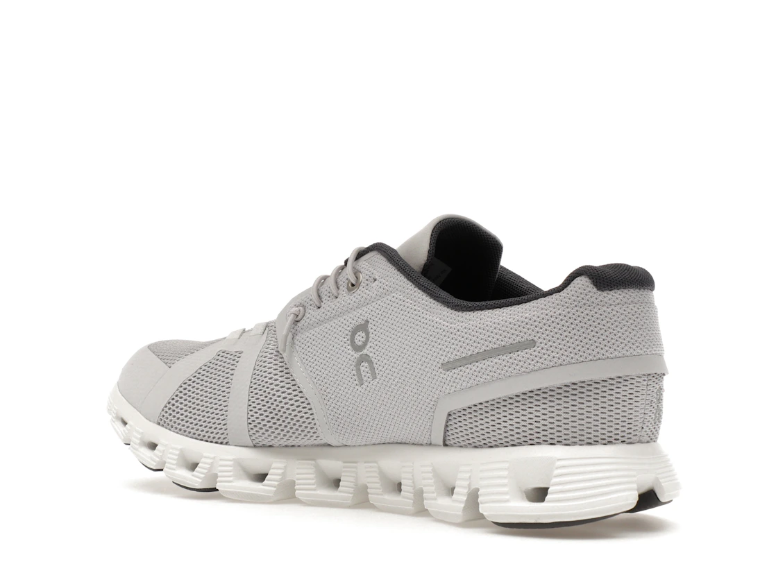 Vue 23 de On Running Cloud 5 Glacier Grey White