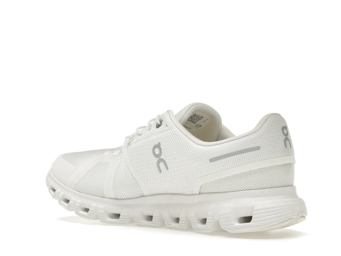 Vue 23 de On Running Cloud 6 All White
