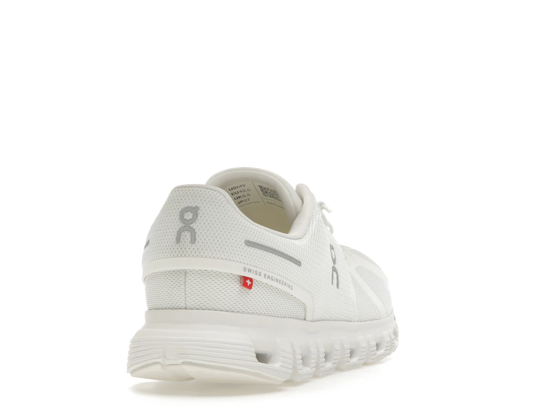 Vue 30 de On Running Cloud 6 All White