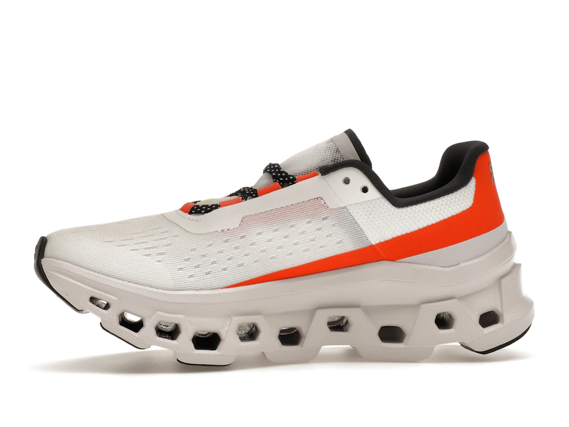 Vue 18 de On Running Cloudmonster Undyed-White Flame 