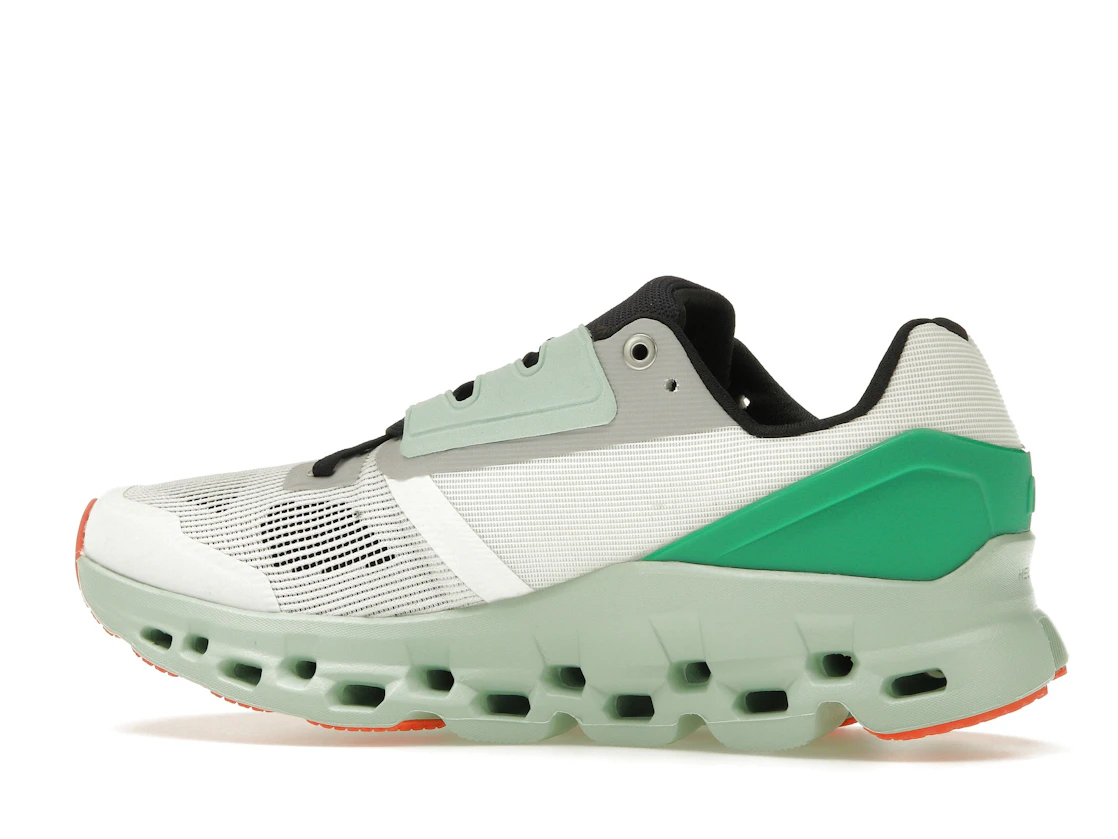 Vue 21 de On Running Cloudstratus Undyed White Creek 