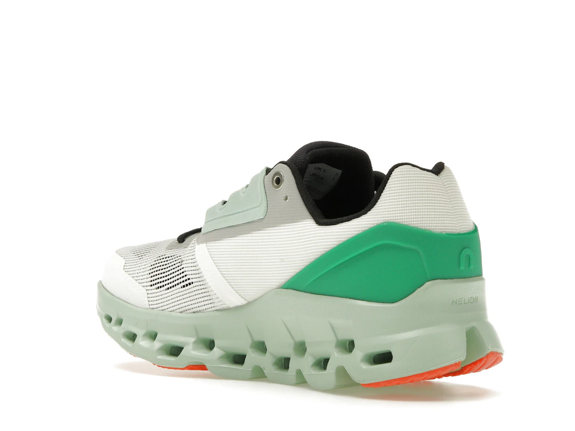 Vue 24 de On Running Cloudstratus Undyed White Creek 
