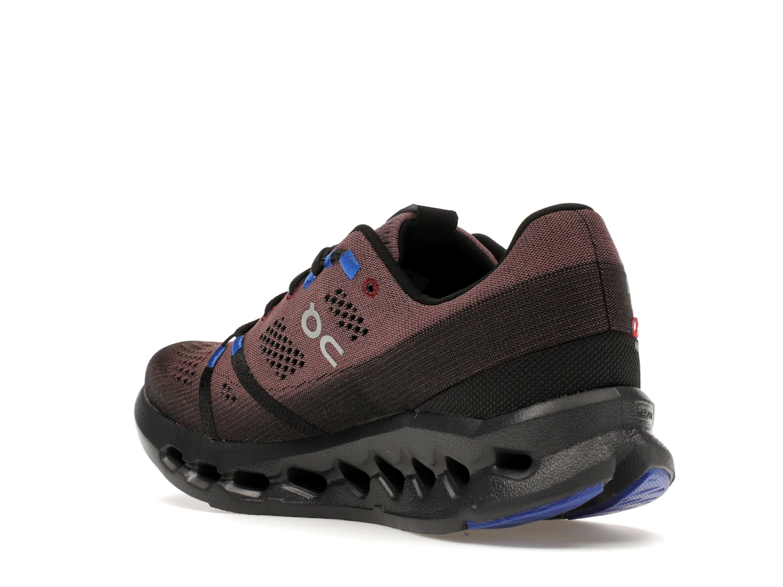Vue 24 de On Running Cloudsurfer Black Cobalt 