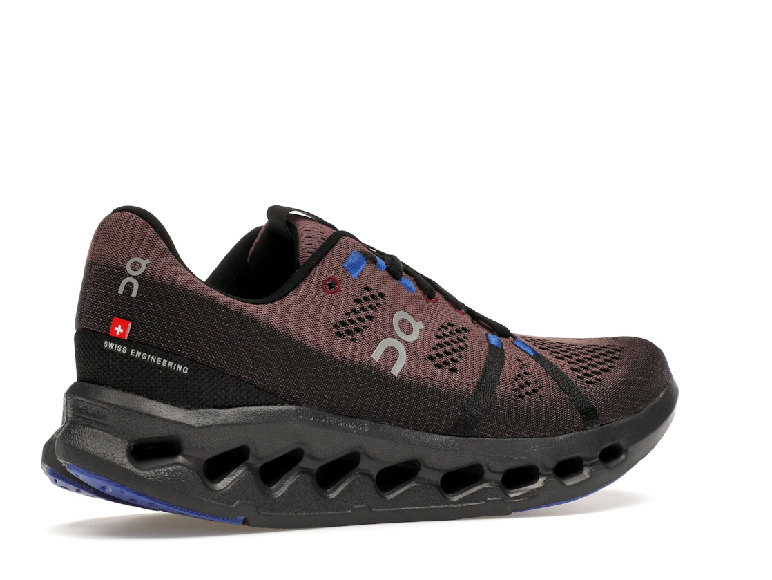 Vue 34 de On Running Cloudsurfer Black Cobalt 
