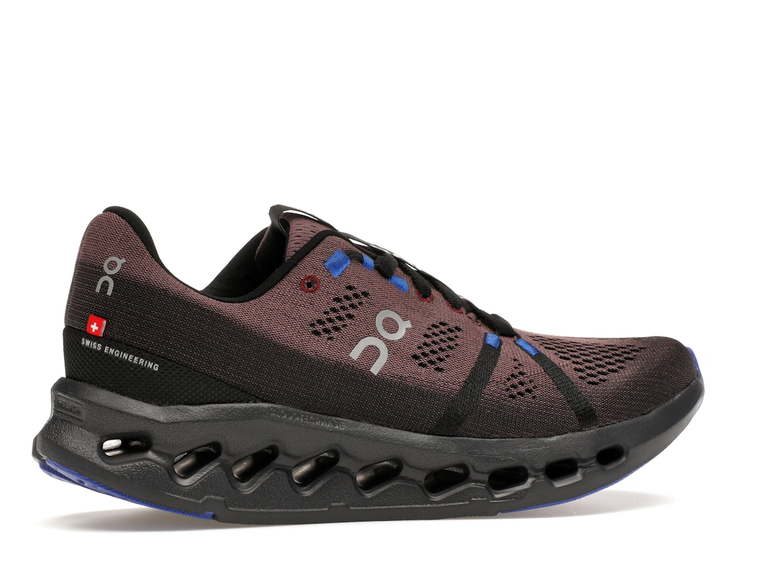 Vue 35 de On Running Cloudsurfer Black Cobalt 